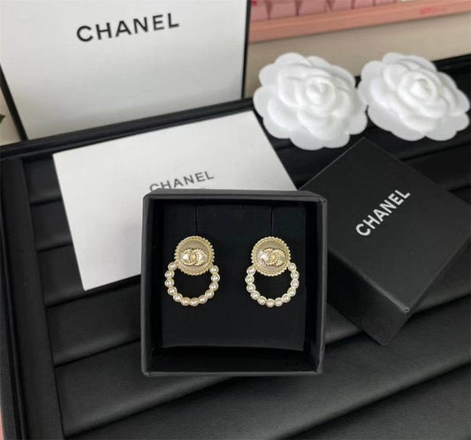 シャネル パール モノグラム サークル イヤリング