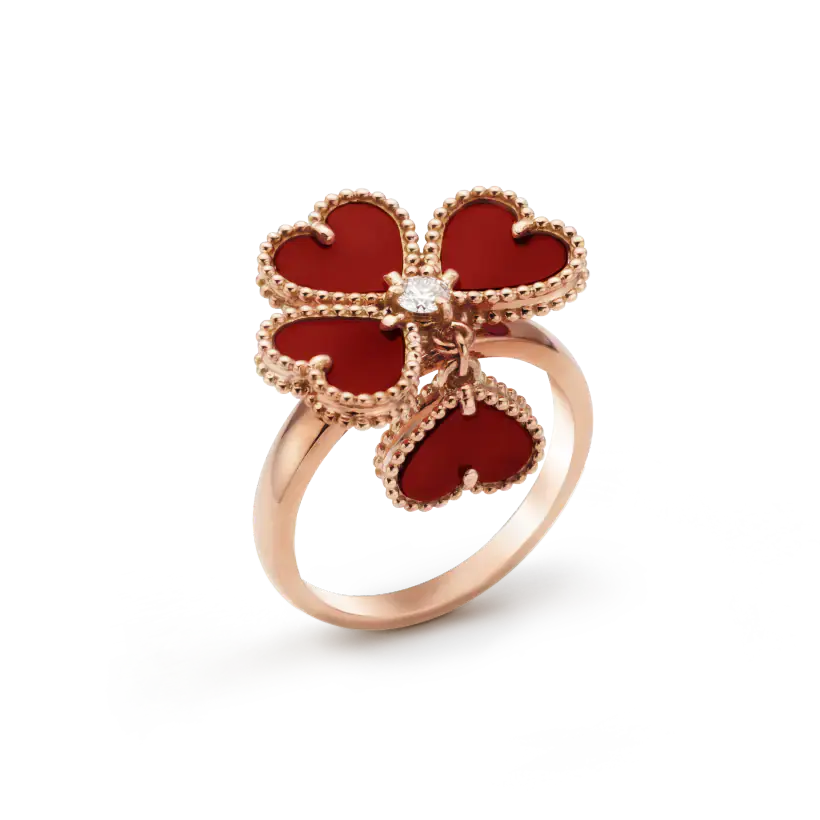 ヴァン クリーフ＆アーペルの新作スウィート アルハンブラ エフィヤージュ リング