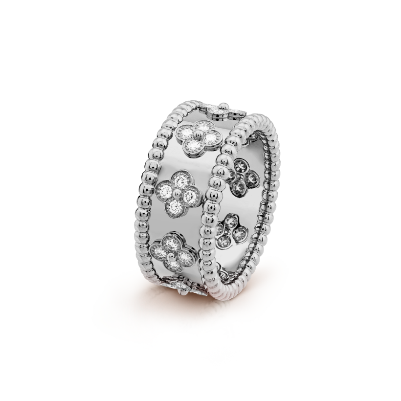 ヴァン クリーフ＆アーペルの新作ペルレ クローバー リング、ミディアム スタイル