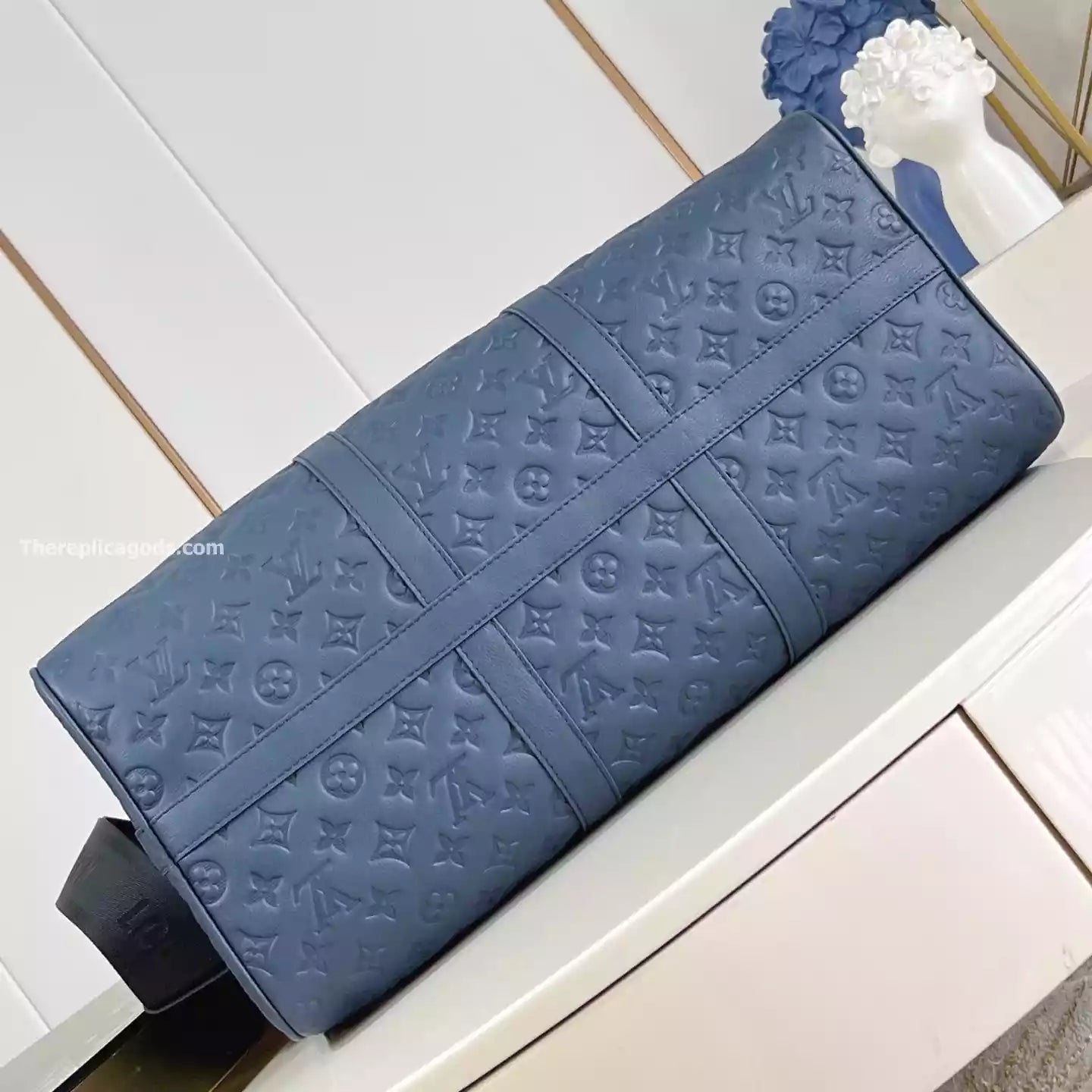 キーポル バンドリエール 50 バッグ ネイビーブルー モノグラムシャドウ – LW313