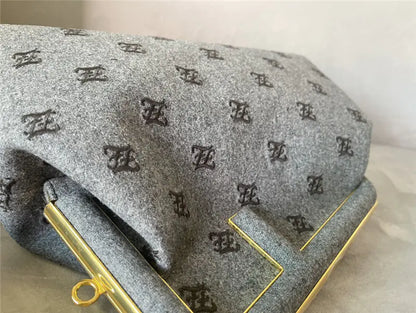 フェンディ ファーストバッグ ラージ