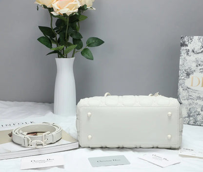 レディディオール