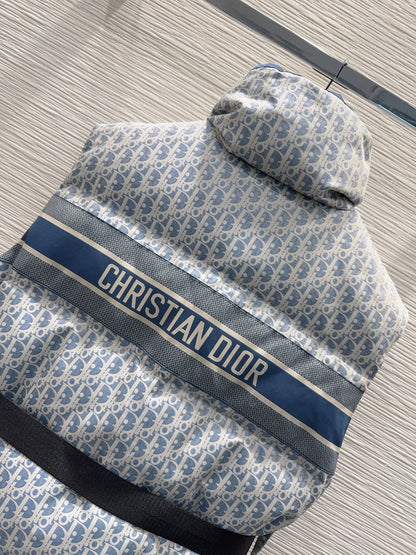 【DIOR公式 旗艦店】（ディオール ） ダウンベスト、ご好評に付き再入荷！