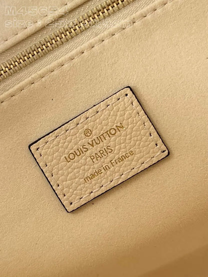 ルイ・ヴィトン ホワイトアンプラント オンセゴPM M45654