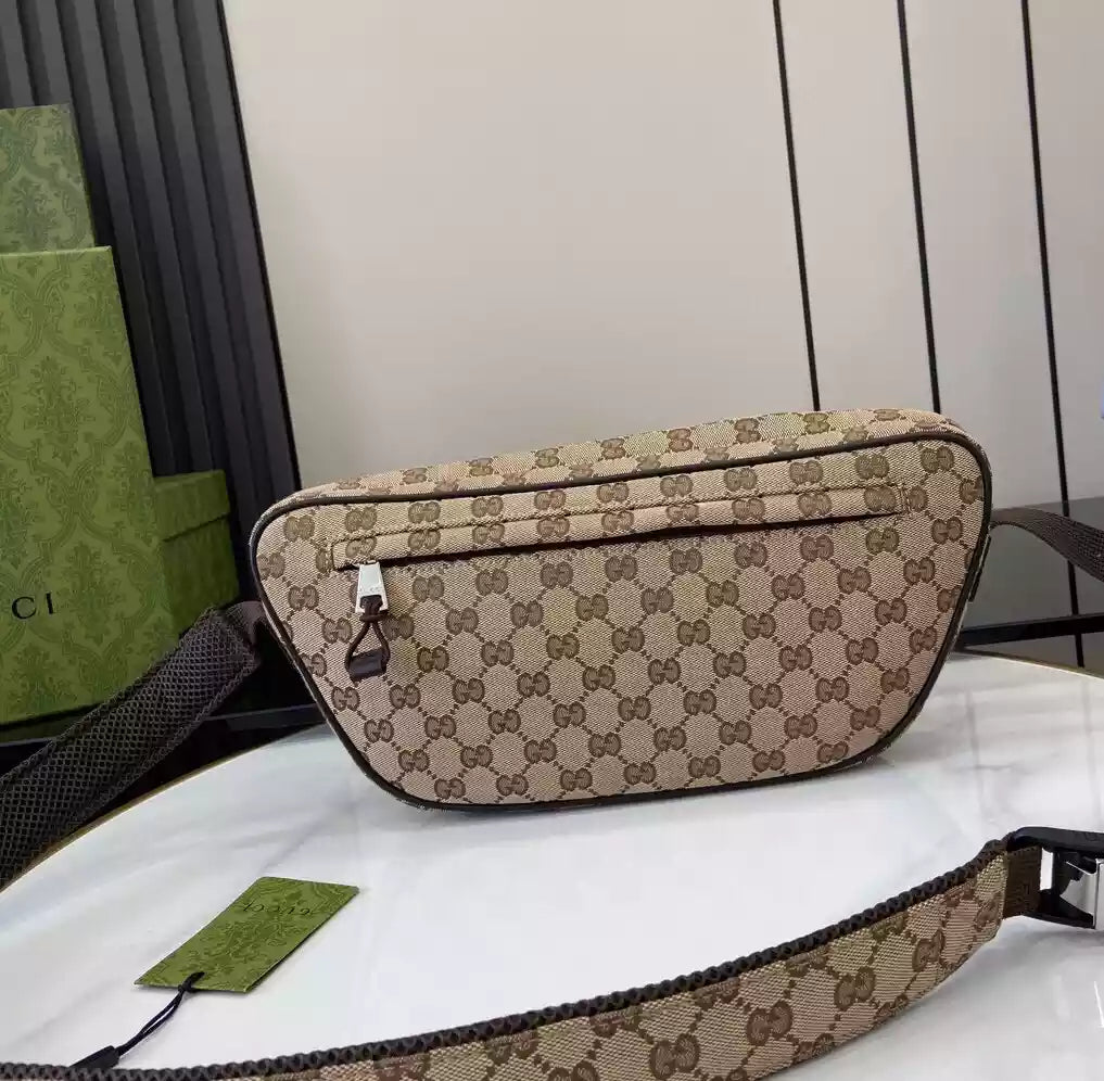 GGジャンボ スモール ベルトバッグ（ブラックレザー）– BG080