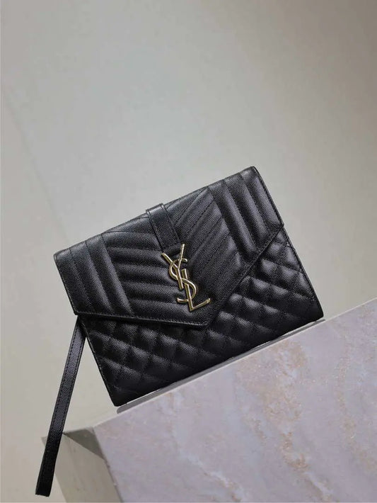 YSL 617662 カッサンドル マトラッセ フラップ ポーチ グレイン ドゥ プードル レザー ブラック