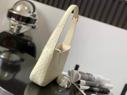 YSL LE5 ̈¤7 657228 ホーボーバッグ オーストリッチレザー