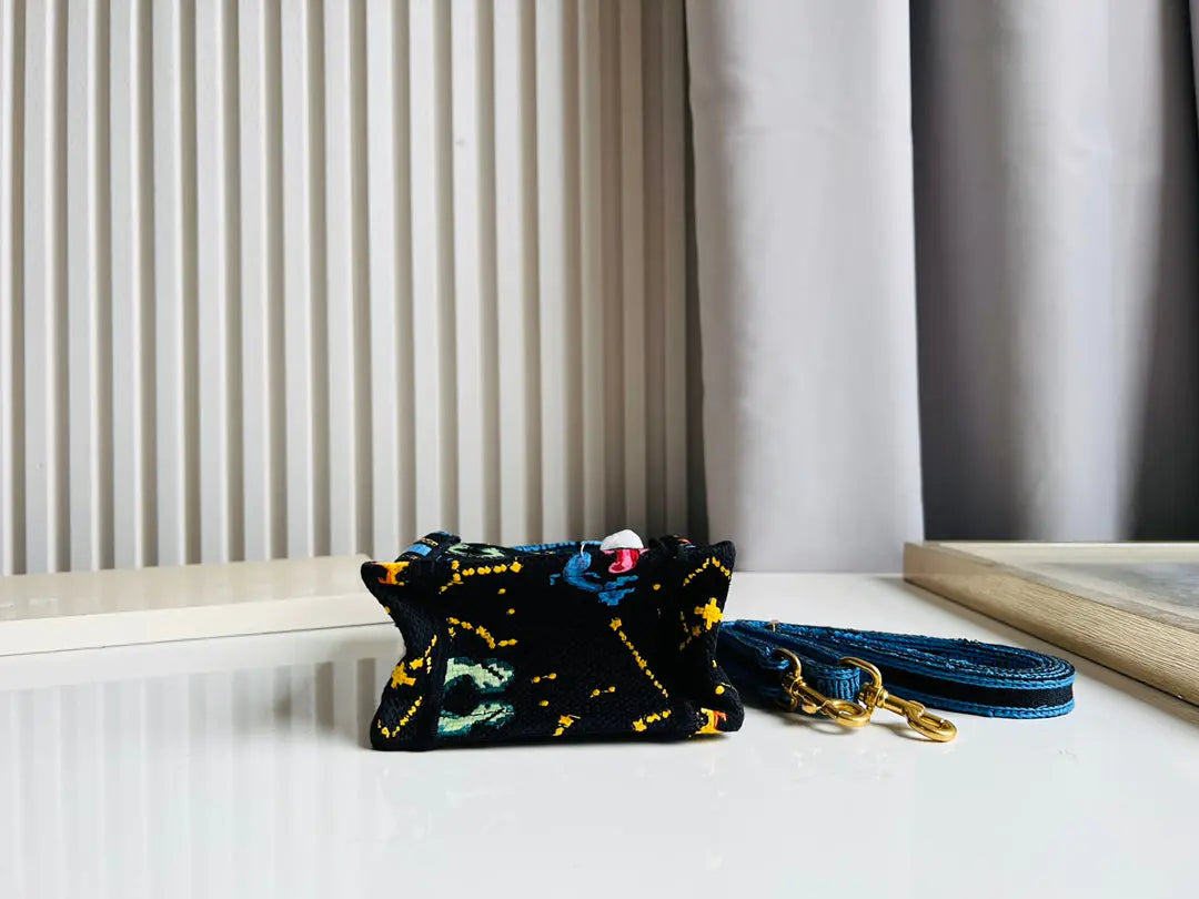 クリスチャン・ディオール ミニブックトート フォンバッグ