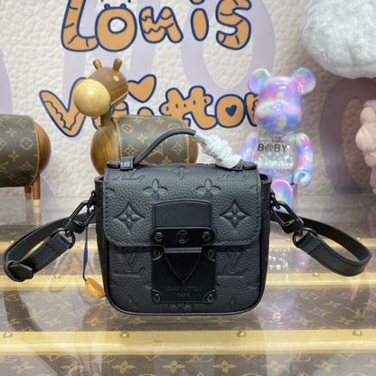LV レトロ メッセンジャーバッグ