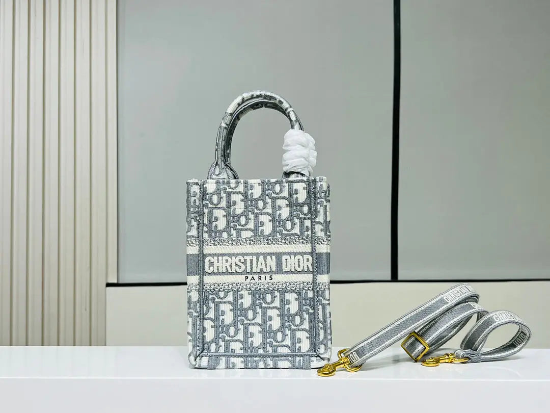 クリスチャン・ディオール ミニブックトート フォンバッグ