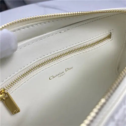 小さなディオール カロ クラッチ