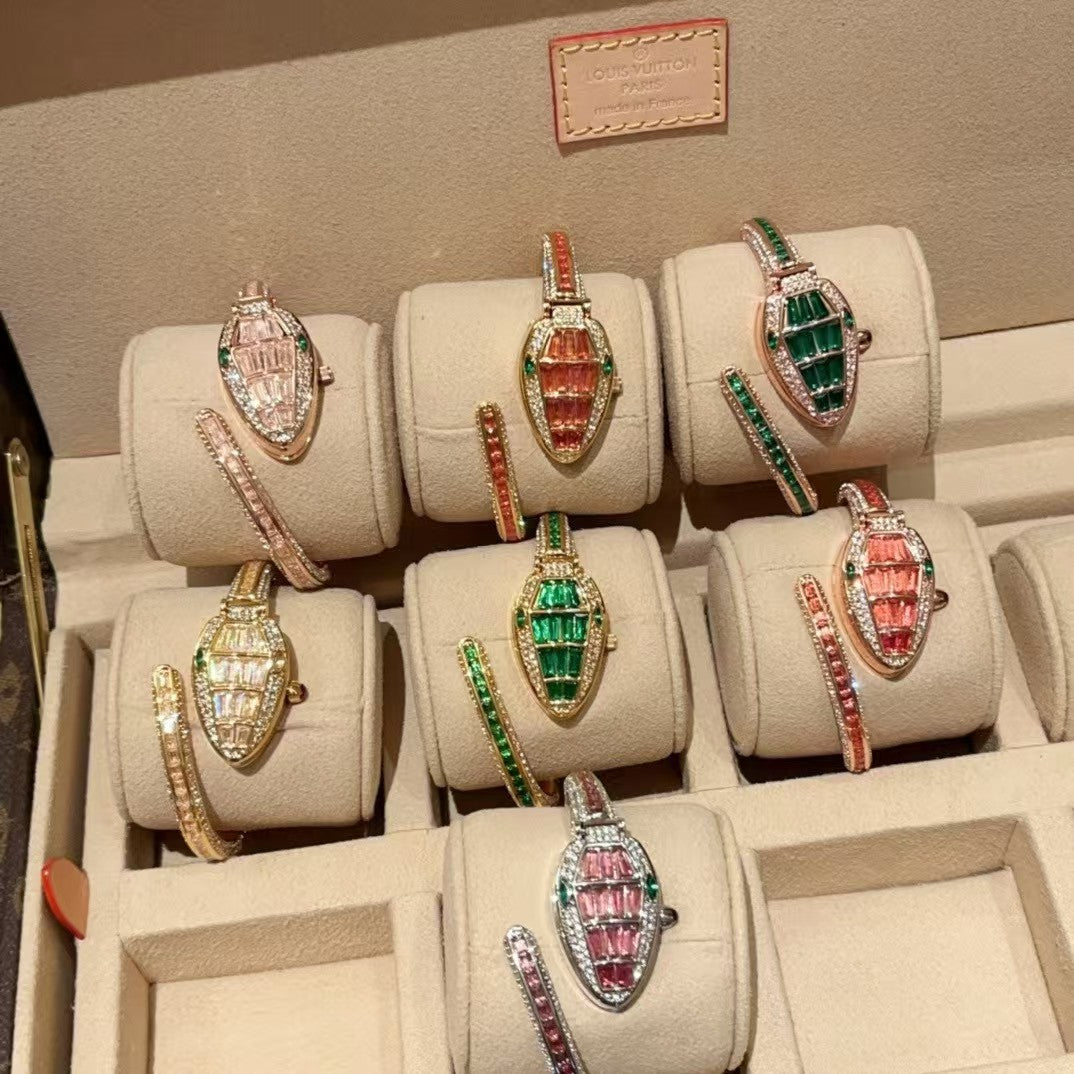 ブルガリ スネークブレスレット ダイヤモンド クラムシェルウォッチ