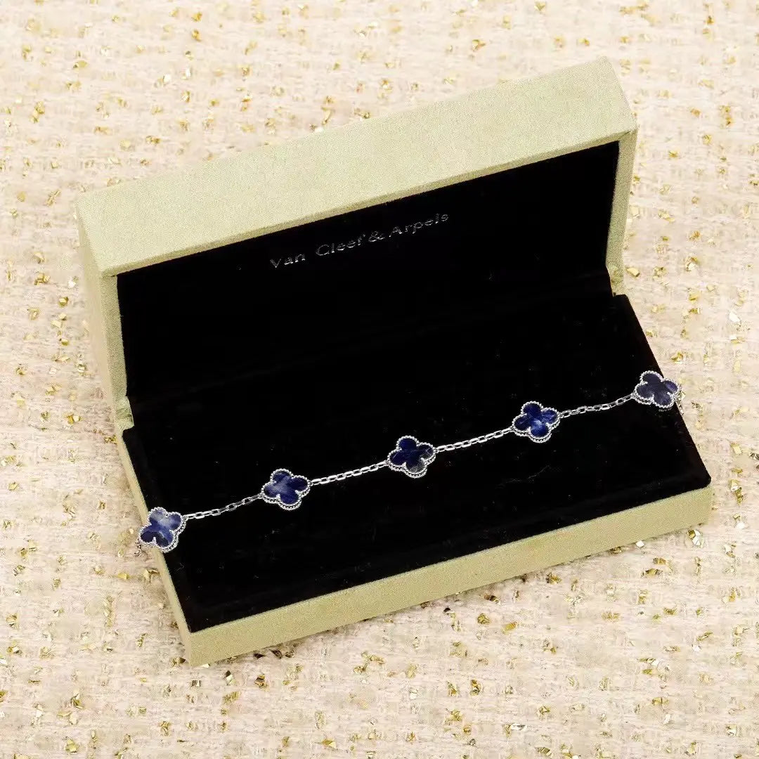 ヴァン クリーフ＆アーペル 四つ葉のクローバー ピーターサイト ブレスレット