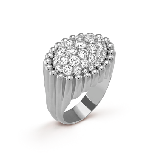 ヴァン クリーフ＆アーペルの新作、ダイヤモンドをあしらったペルレ リング