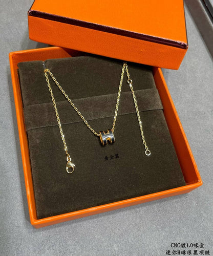 7つ星エルメスネックレス