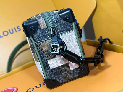 ミニソフトトランク グリーン ダモフラージュ コーティングキャンバス M24581 – LW234