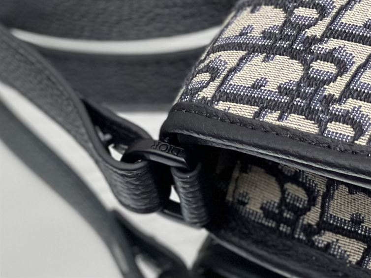 ディオール ミニ ギャロップ バッグ ストラップ付き – DIO039