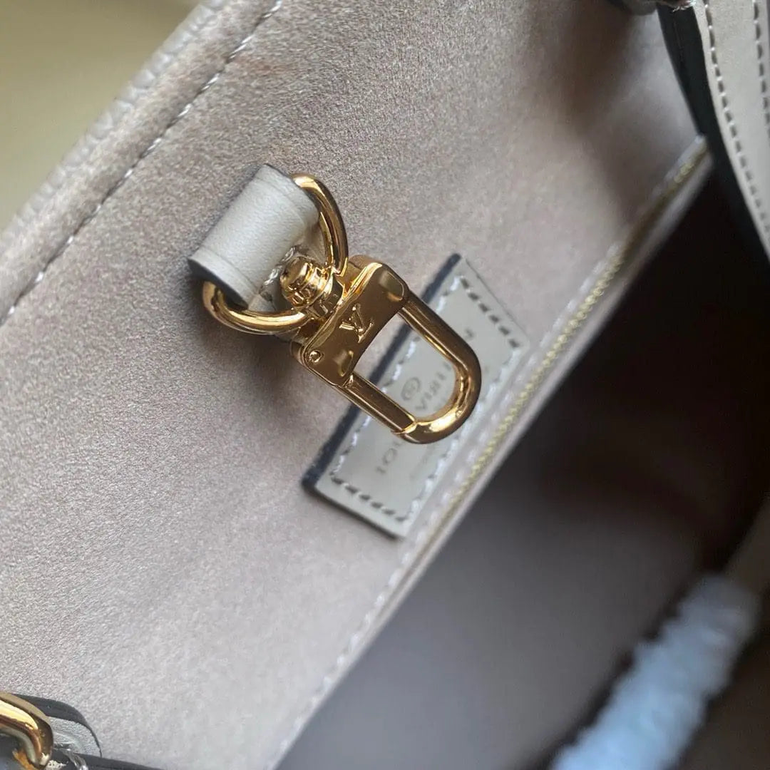 ルイ・ヴィトン M45494 オンザゴー MM