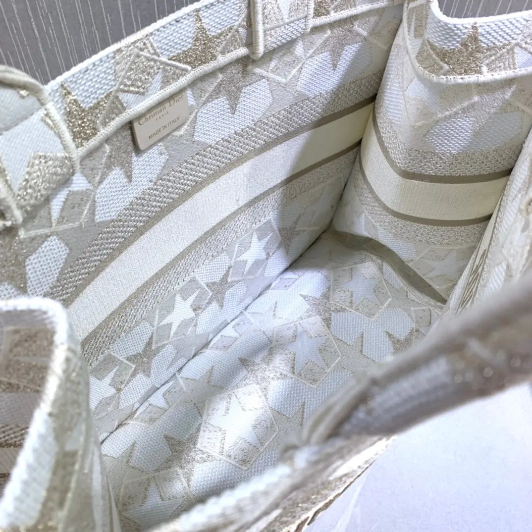 クリスチャン・ディオール ブックトートバッグ