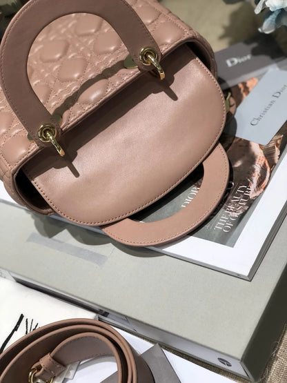 レディディオール