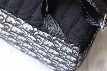 ディオール ライダー バックパック ベージュ＆ブラック ディオール オブリーク ジャカード – DIO028