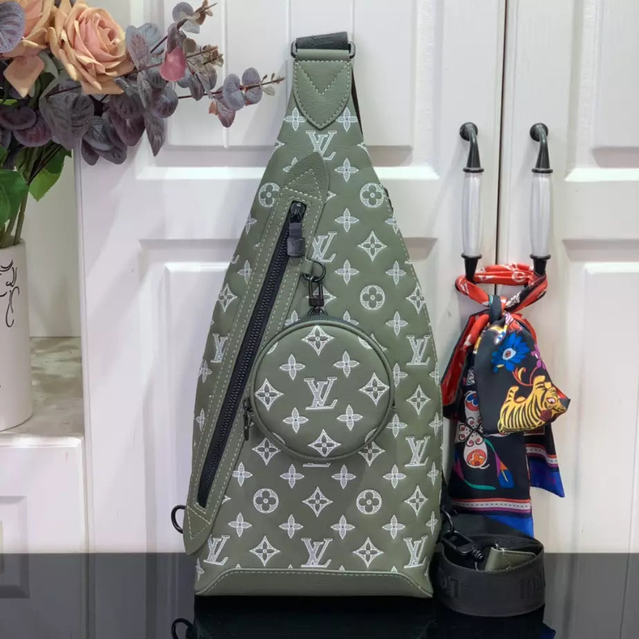 ルイ・ヴィトン デュオ スリングバッグ オリーブグリーン モノグラムシャドウ – LW152