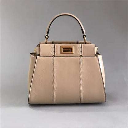 フェンディ ピーカブー ミニバッグ