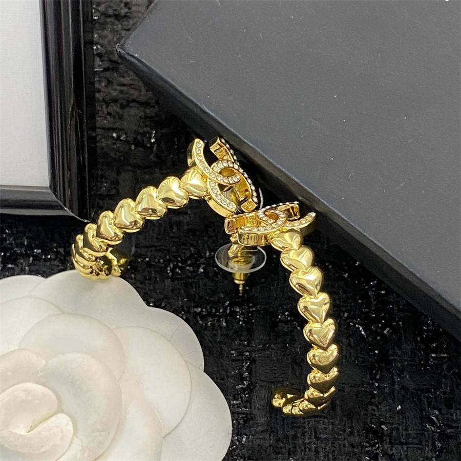 シャネル ダブルC ラインストーン ラブ イヤリング