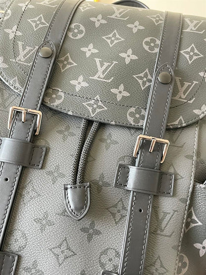 ルイ・ヴィトン クリストファー・バックパック モノグラム・エクリプス – LVB023