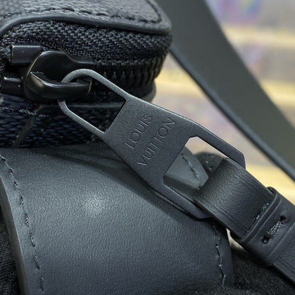 LV レトロ メッセンジャーバッグ