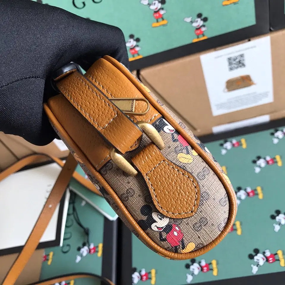 GGショルダーバッグ