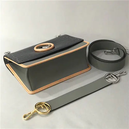 フェンディ カン・イ・FF ショルダーバッグ