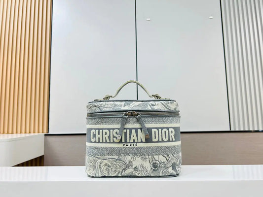 クリスチャン・ディオール コスメティックバッグ