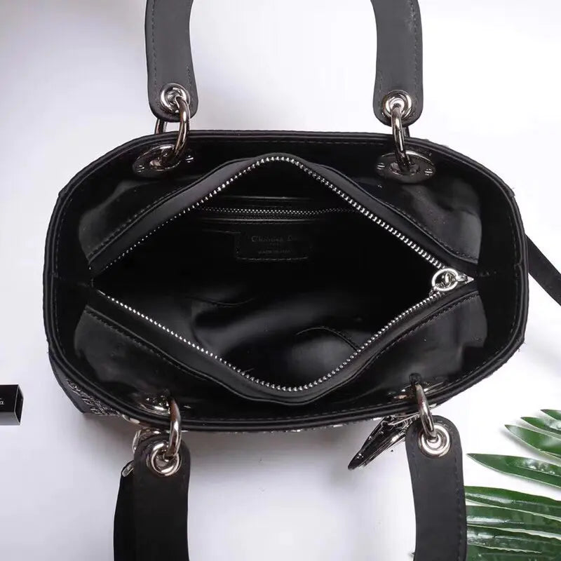 レディディオール