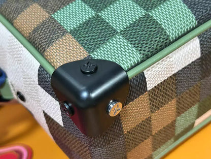 ミニソフトトランク グリーン ダモフラージュ コーティングキャンバス M24581 – LW234