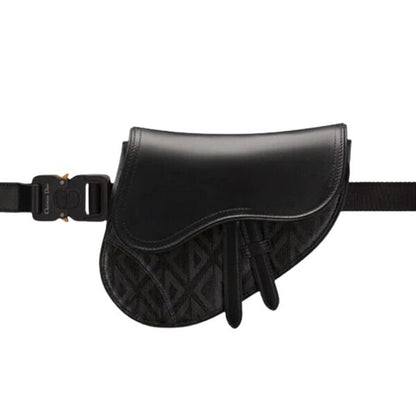 ディオール ミニ サドルバッグ ブラック CD ダイヤモンド キャンバス＆スムースカーフスキン – DIO007