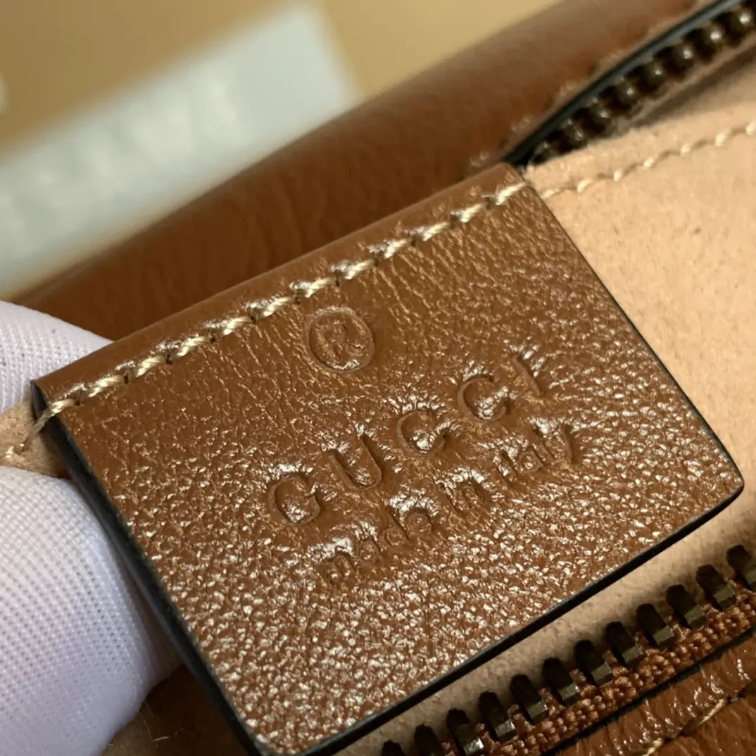 GGマーモント スモール キルティング ショルダーバッグ