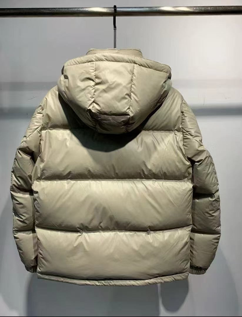 PRADA ダウンジャケット 代金引換 送料無料 おうちで試着