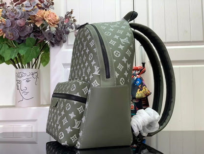 ルイ・ヴィトン ディスカバリーPM バックパック オリーブグリーン モノグラムシャドウレザー – LW148