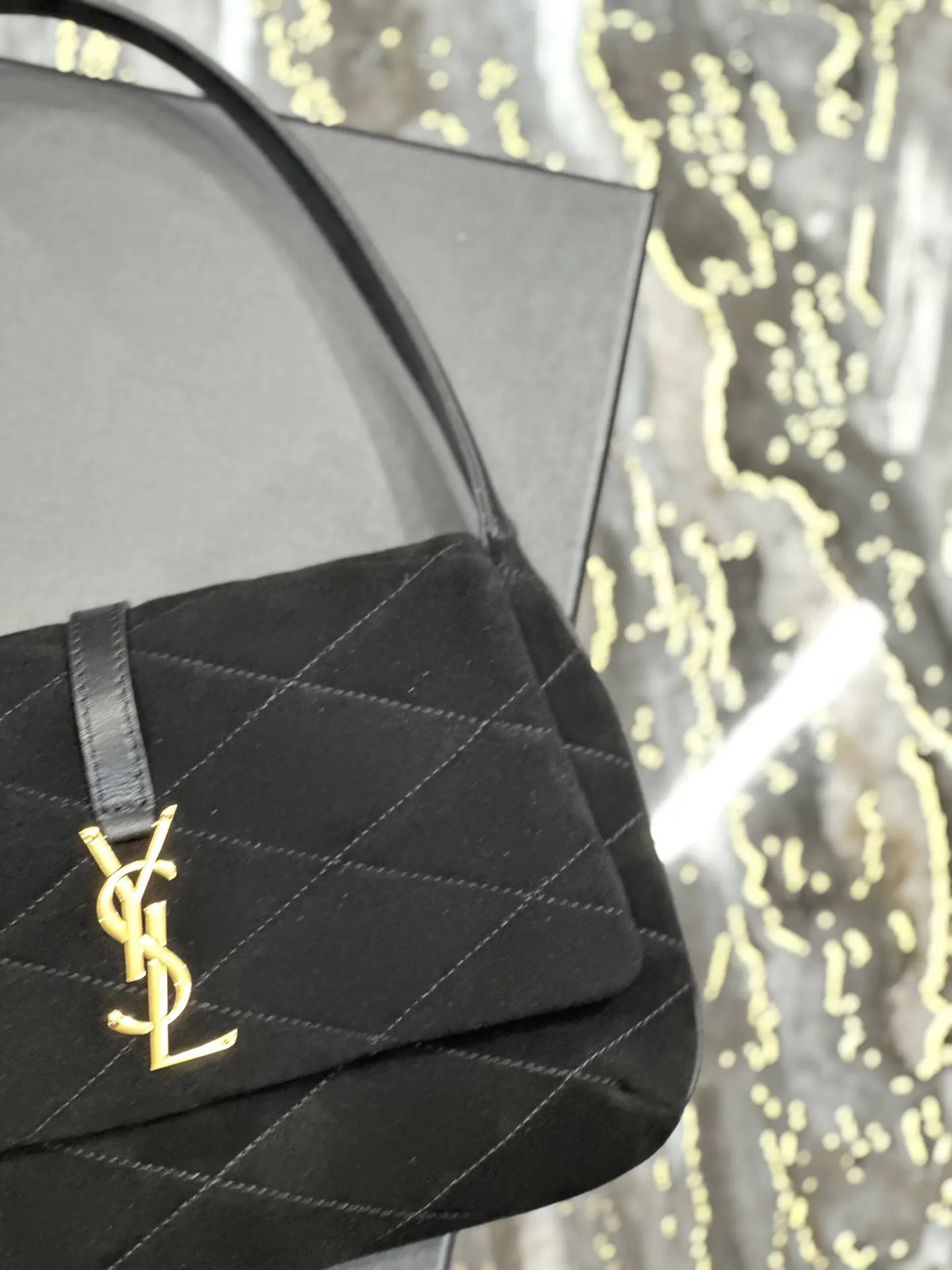 LE 57 ホーボーバッグ（キルティングラッカーキャンバスとレザー）