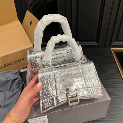 BALENCIAGA HOURGLASS スモールハンドバッグ2色