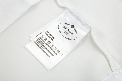 【PRADA公式旗艦店】好評に付き再入荷！！