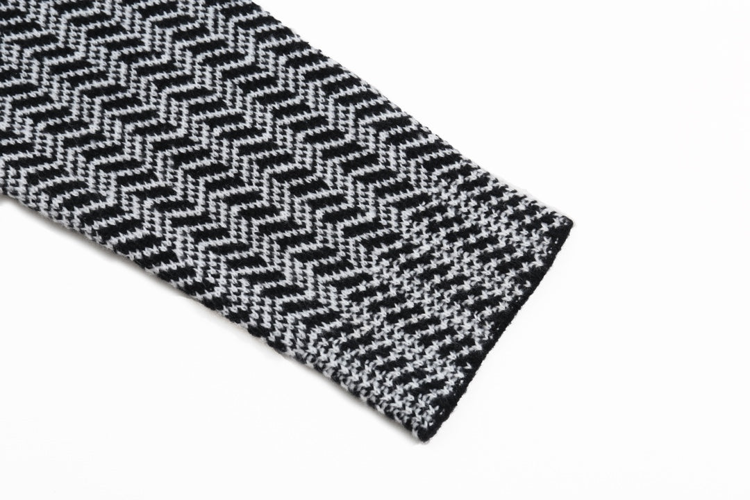 【PRADA 公式旗艦店】プラダ セーター好評に付き再入荷！ 241031