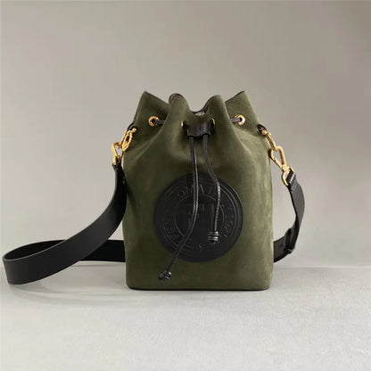 フェンディ モン トレゾール バケットバッグ