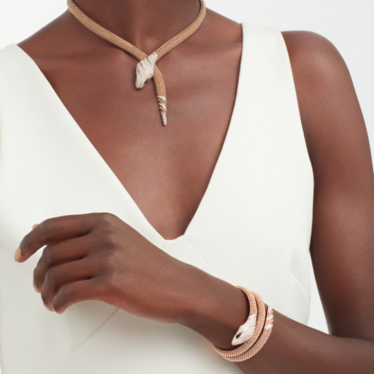 ブルガリ セルペンティ ブレスレットの新作