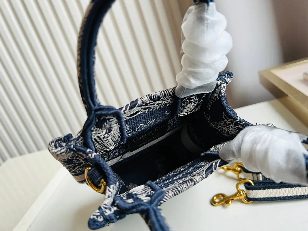 クリスチャン・ディオール ミニブックトート フォンバッグ