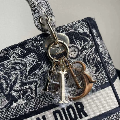 ディオール レディ ライト