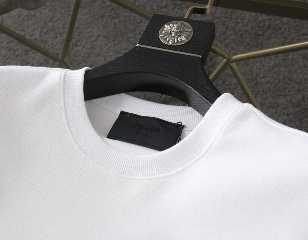 【PRADA 公式旗艦店】好評に付き再入荷！！