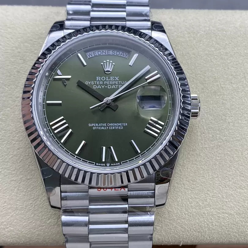 ロレックス デイデイト 40 228236-0008