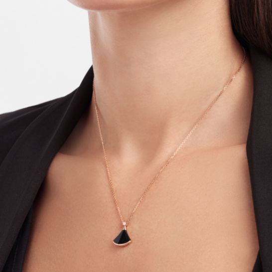 ブルガリ ディーヴァ ドリーム ネックレスの新商品